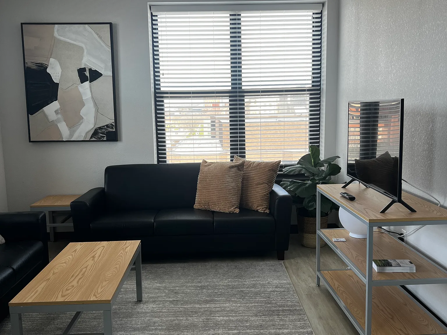 316 Maddie — Photo 3