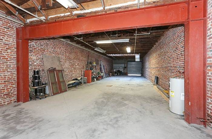 2nd image of 466 Eddy St
