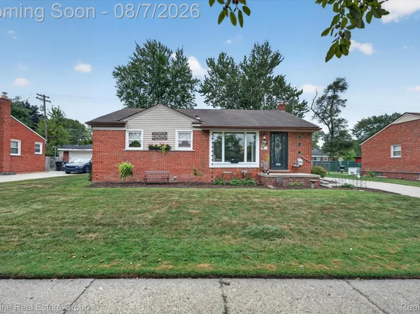 30355 W Chicago St, Livonia, MI 48150