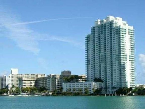 5th image of 650 West Ave APT 1808