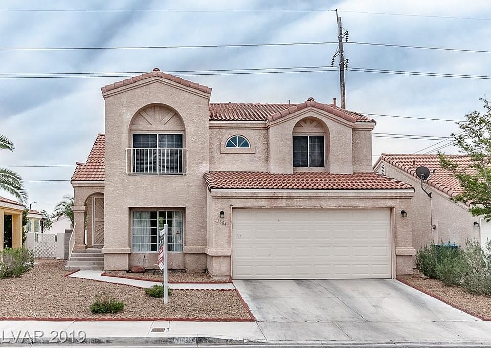1st image of 1604 Royal Palm Dr