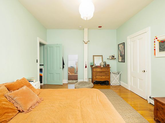 2nd image of 51 Chapin Ave APT 2A
