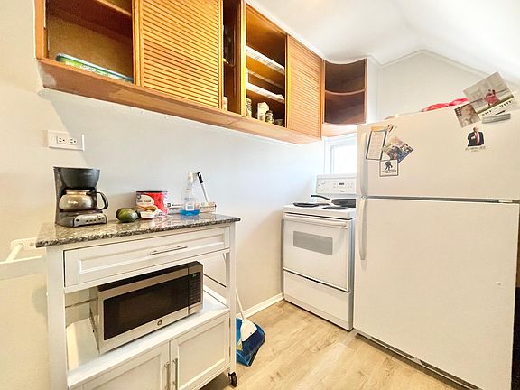 4th image of 175 Scooter Ln #2R