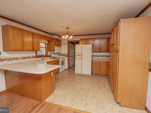 4th image of 35572 Jami Ave