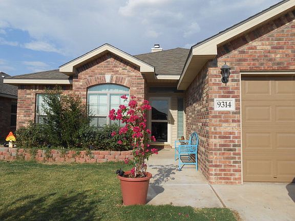 2nd image of 9314 Hawthorne Ct
