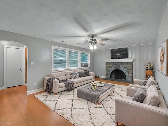 3rd image of 7728 Azalea Garden Rd
