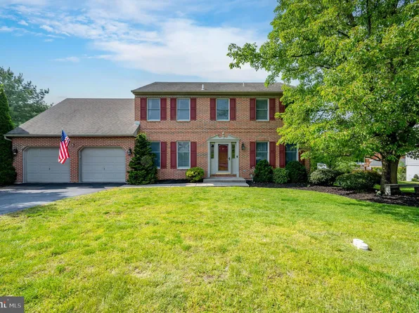 605 Russell Ave, Douglassville, PA 19518