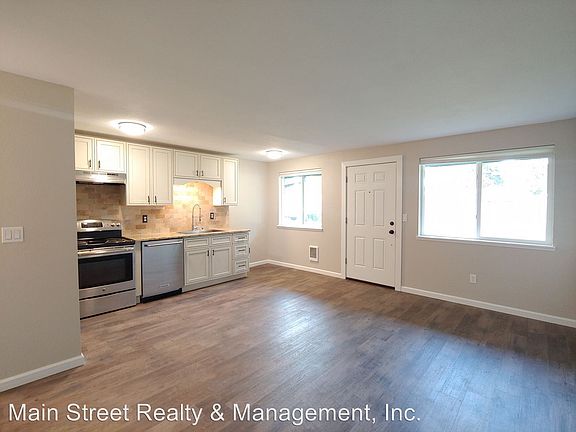 5th image of 12311 111th Ave E APT 2