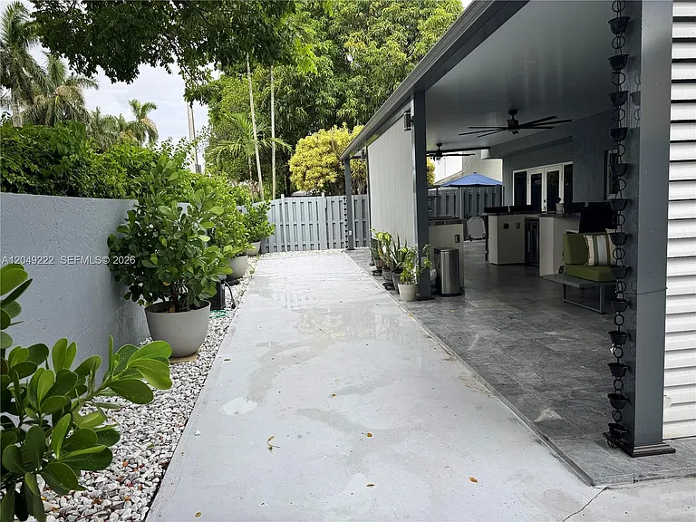 9368 SW 146th Pl — Photo 25