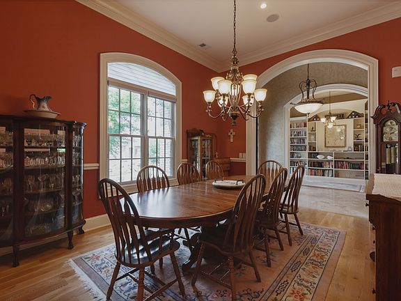 5th image of 1410 Boardwalk Pl