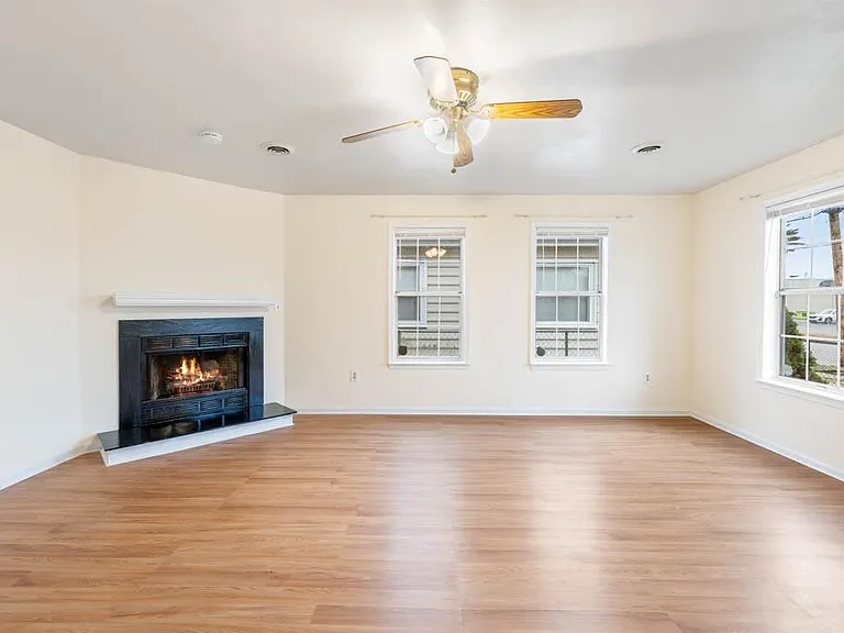 141 A View Ave — Photo 12