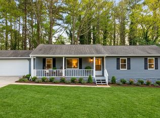 1118 Blazing Rdg, Lawrenceville, GA 30046