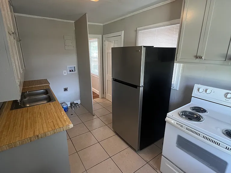 414 W Wilkins St #414 — Photo 5