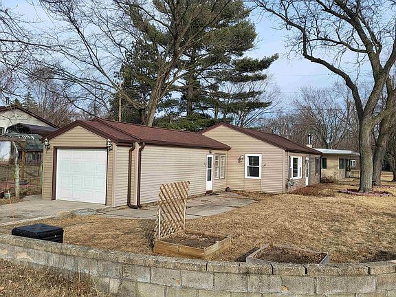 2nd image of 10950 N Gladys Dr