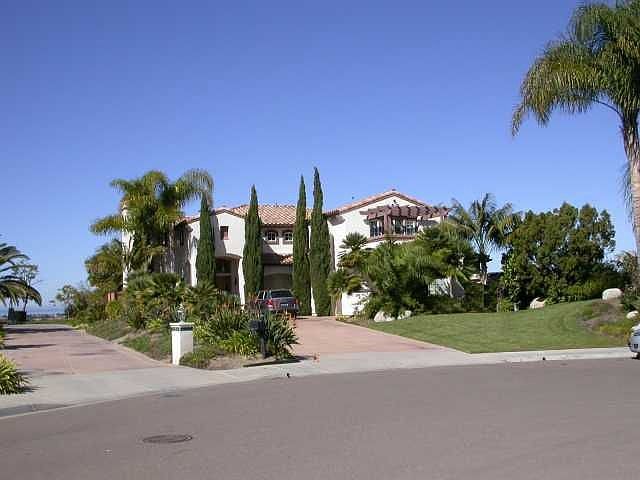 2nd image of 1794 Swallowtail Rd