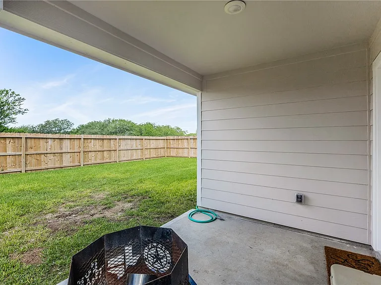 1905 Osbert Nelly Dr — Photo 30