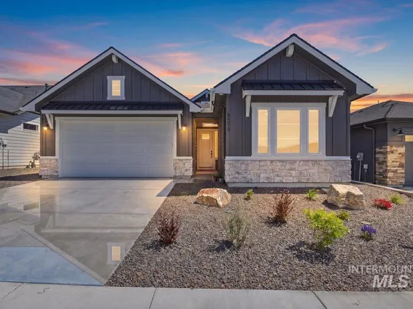 6519 E Richter Dr, Horseshoe Bend, ID 83629