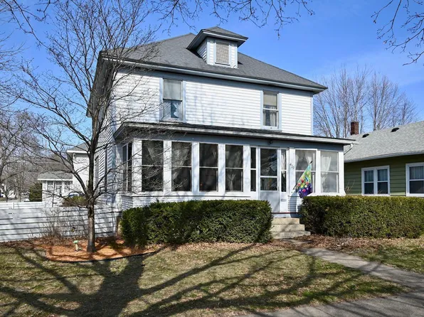 479 Olmstead St, Winona, MN 55987