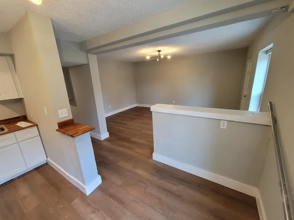 1105 Sewanee Dr, Chattanooga, TN 37412