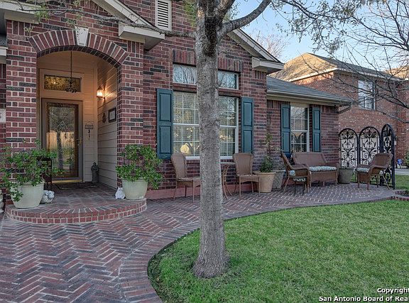 2nd image of 3338 Bercy Ct