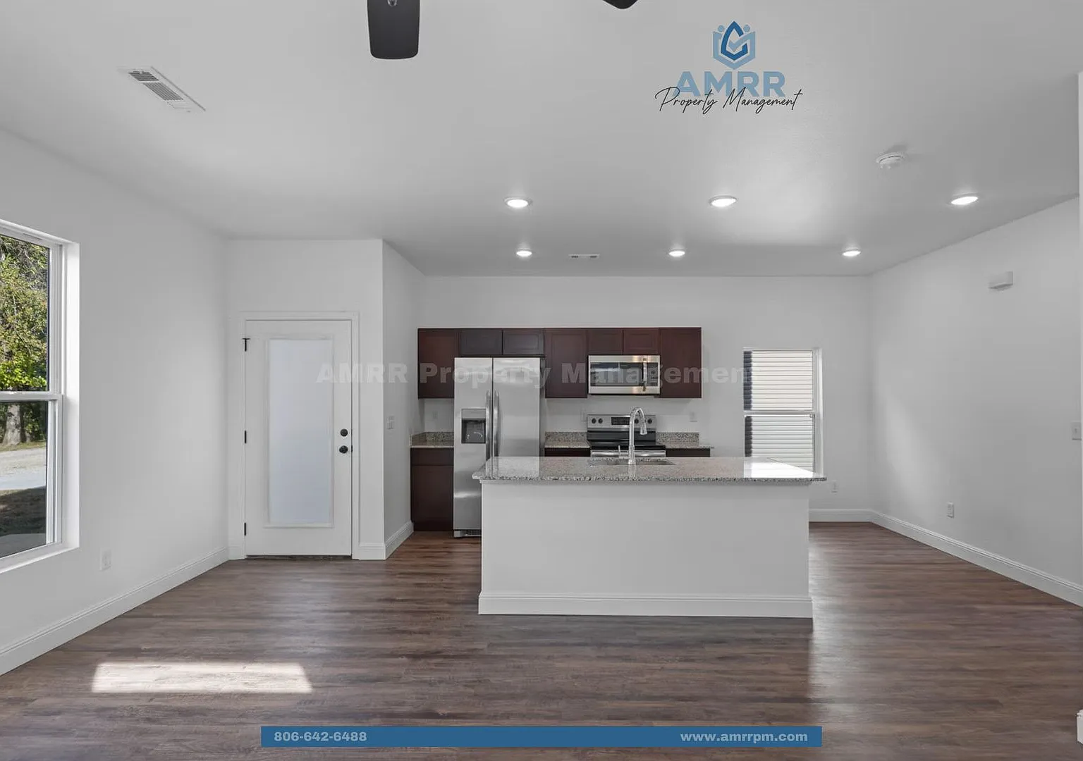Move In Special- Price Drop + $999 First 3 Months — Photo 4