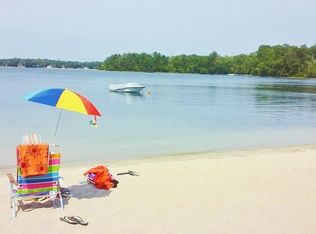 28 Harmony Ln, Plymouth, MA 02360