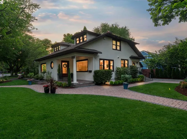 3333 SE Crystal Springs Blvd, Portland, OR 97202