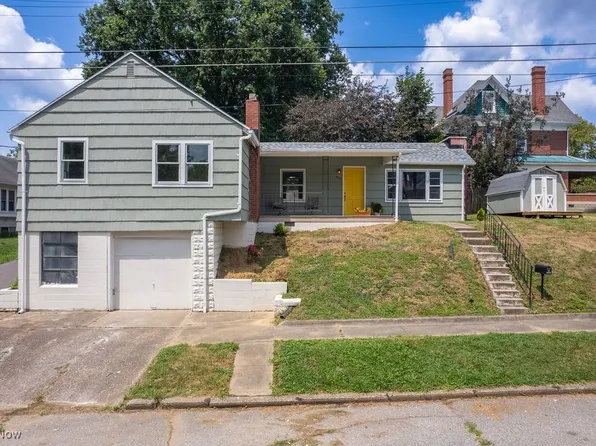 1821 Maxwell Ave, Parkersburg, WV 26101