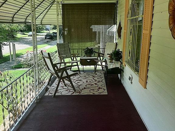 2nd image of 1719 Highland Ave