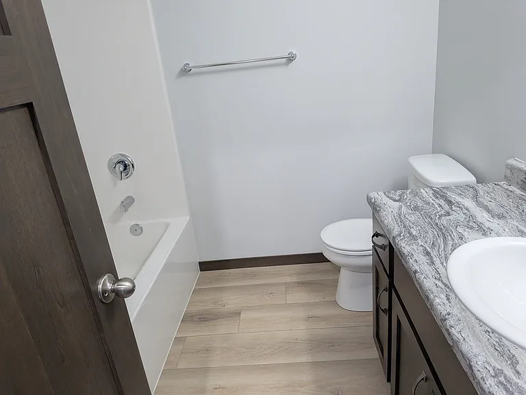 3601 S Heather Ave — Photo 12