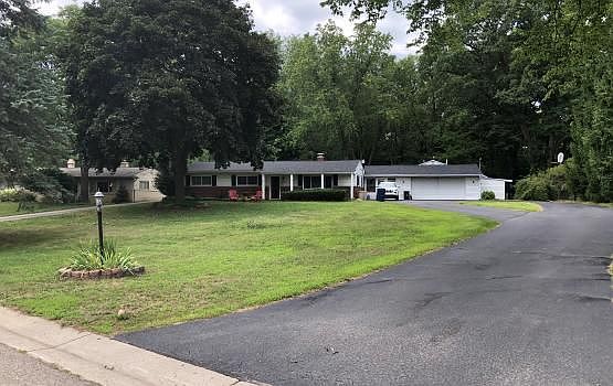1st image of 224 Hadsell Dr