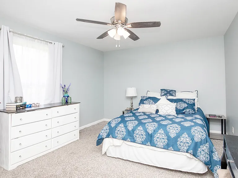 457 Reeves Dr — Photo 12