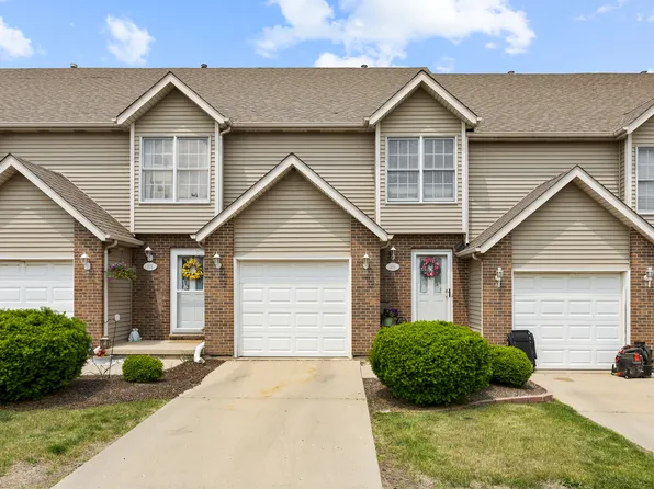 504 S Peace Rd, Sycamore, IL 60178