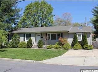 9 6th St, Aberdeen, NJ 07747