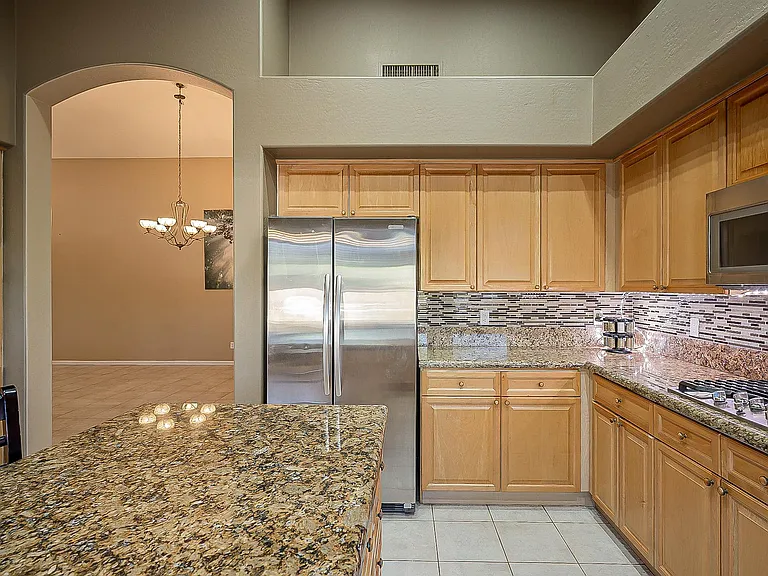 4926 E Duane Ln — Photo 25