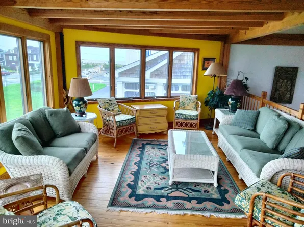 108 Ocean View Pkwy, Bethany Beach, DE 19930