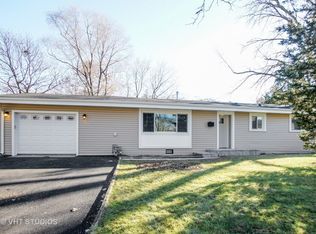 263 E Eisenhower Ct, Palatine, IL 60074