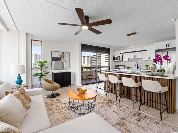 2029 Ala Wai Blvd APT 704, Honolulu, HI 96815