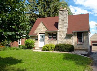 819 Burbank Pl, Madison, WI 53705