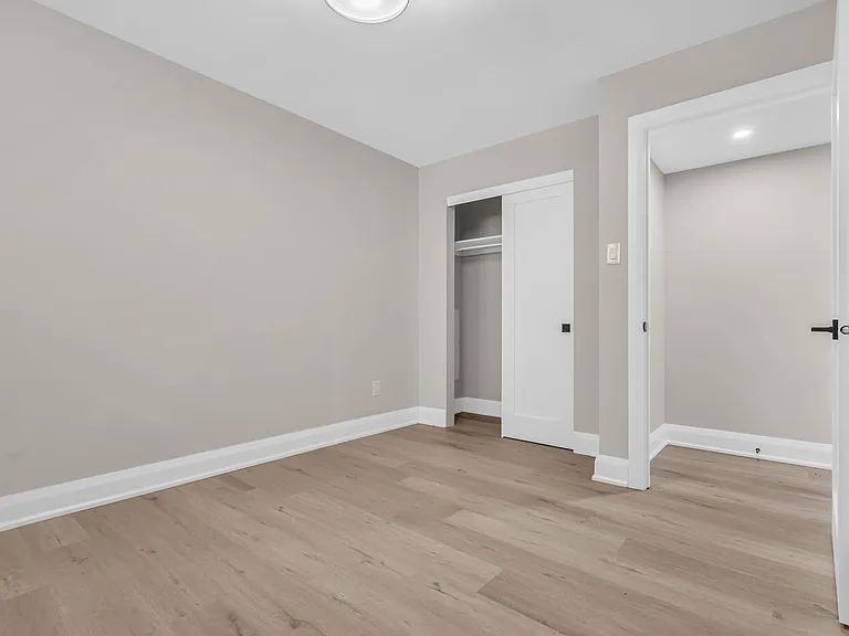 58 Florence St — Photo 94