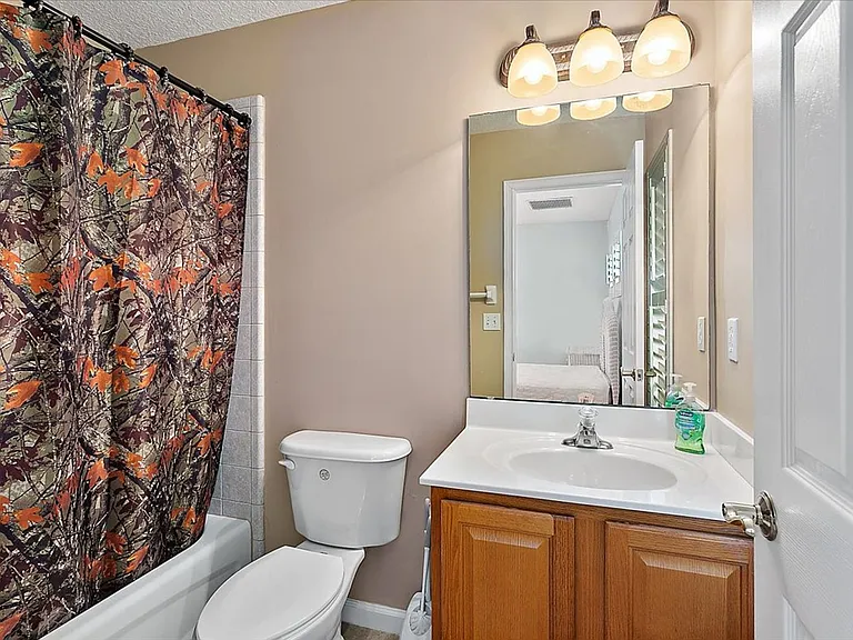 3710 Hawks Bay Ct — Photo 17