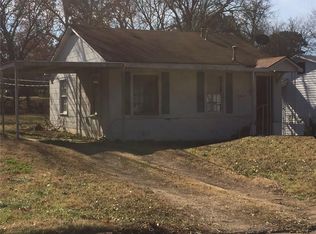 1304 W Morgan St, Denison, TX 75020