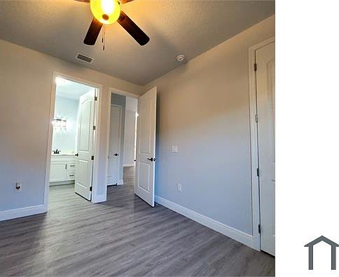 3rd image of 2260 San Filippo Dr SE