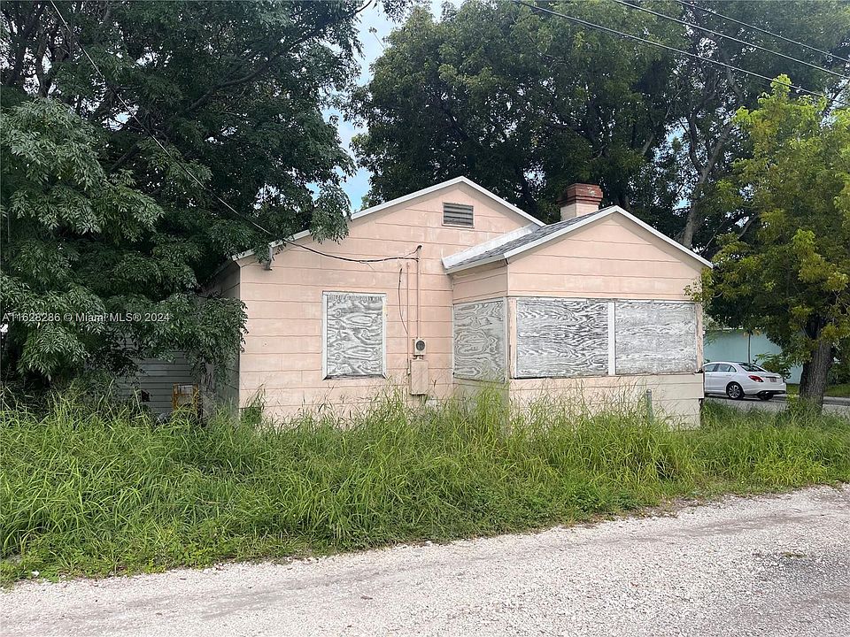 2nd image of 1006 3rd Ave N