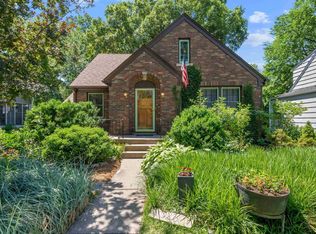 2326 14th Ave, Moline, IL 61265