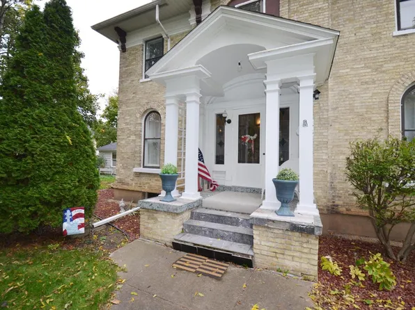 122 North Esterly AVENUE, Whitewater, WI 53190