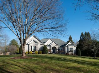 19308 River Crossing Blvd, Davidson, NC 28036