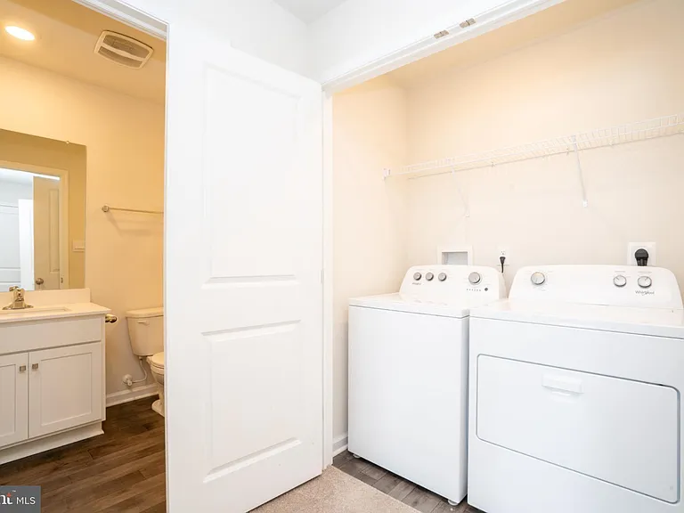 172 Mazzeo Dr — Photo 18
