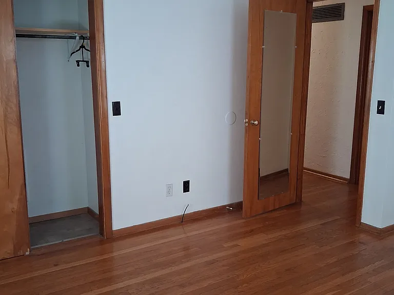 705 W Kelley St — Photo 11