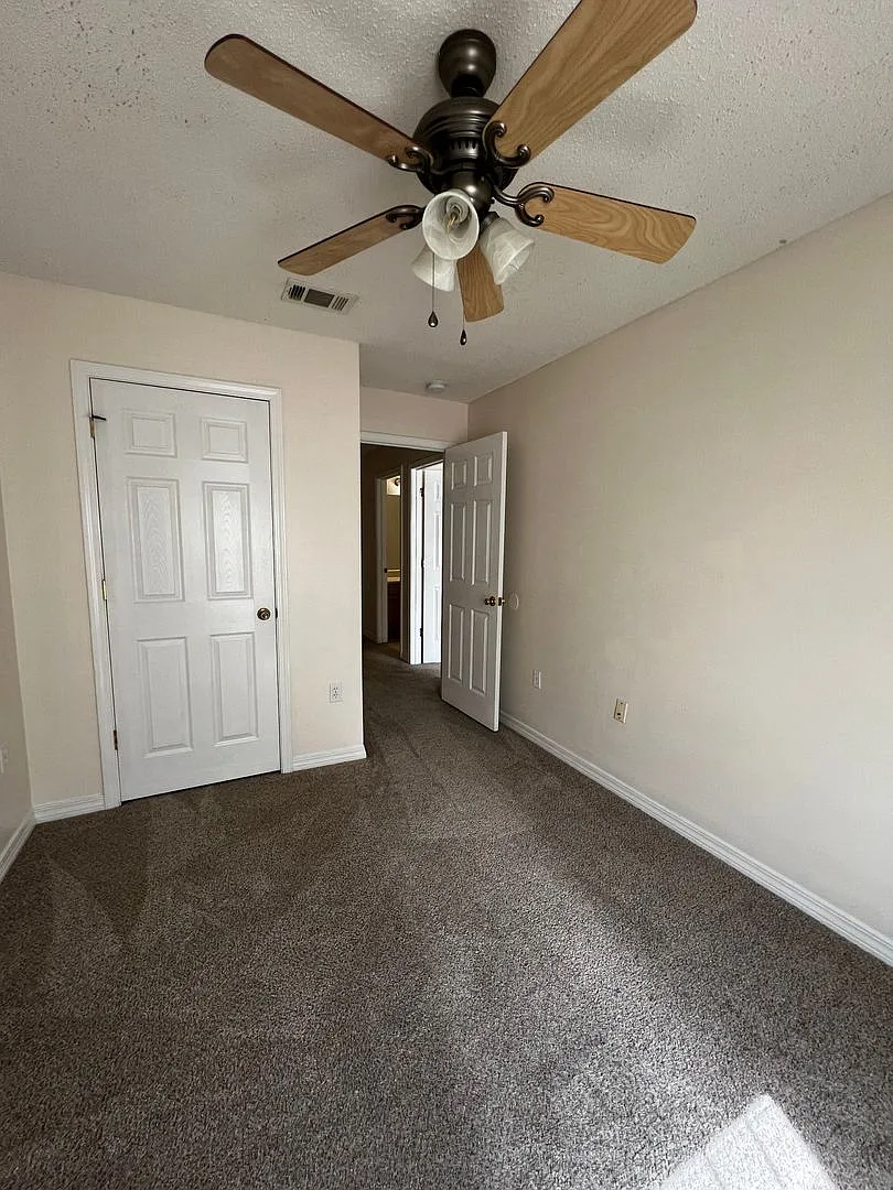 202 Johnson Court Crestview, FL 32539 — Photo 2